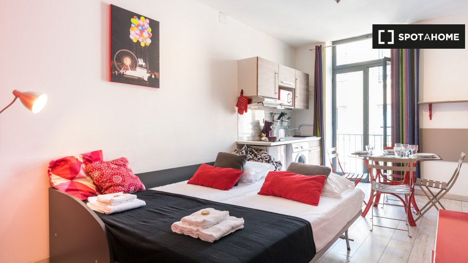 Apartment Lyon, 1 bed — photo 1