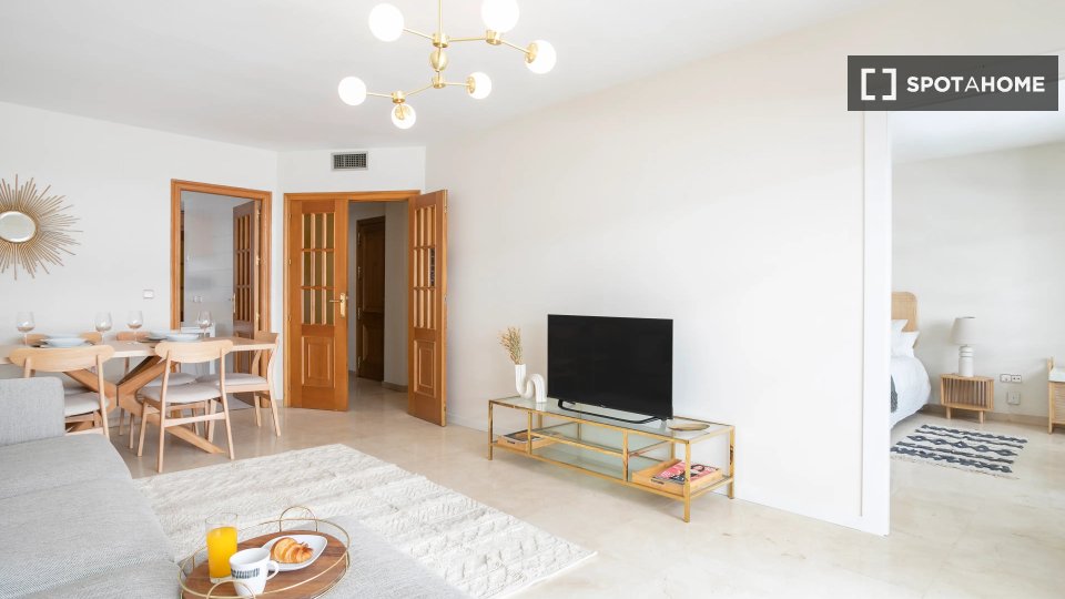 Double room Alicante, 6 beds — photo 4