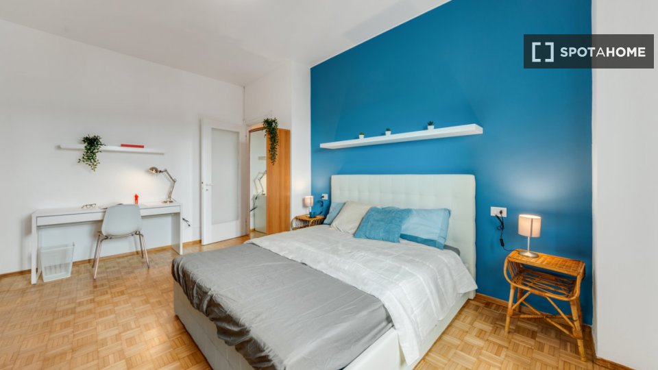 Double room Milan, 3 beds, 105m² — photo 9