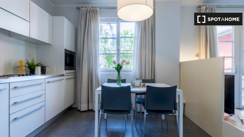 Apartment Milan, 1 bed — photo 7