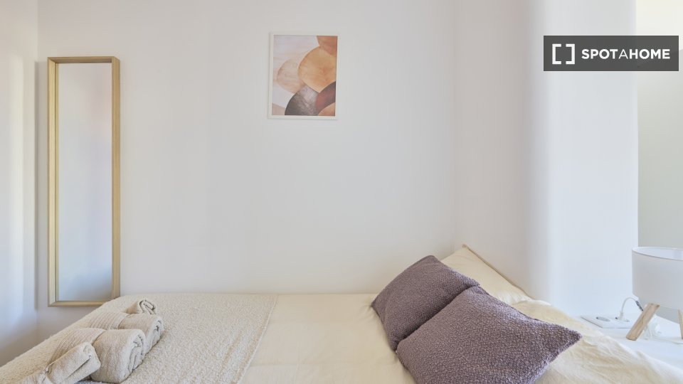 Double room Lisbon, 11 beds — photo 39