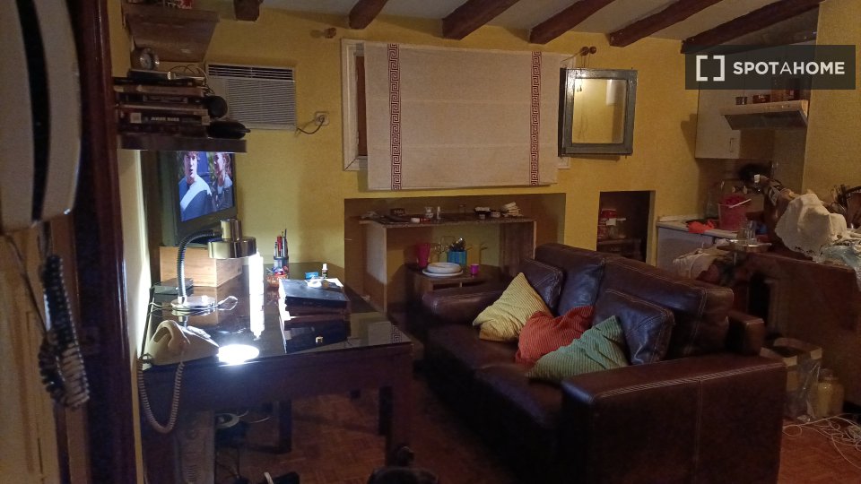 Double room Madrid, 2 beds — photo 2