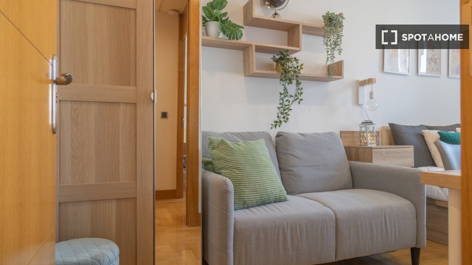 Double room Madrid, 5 beds — photo 10