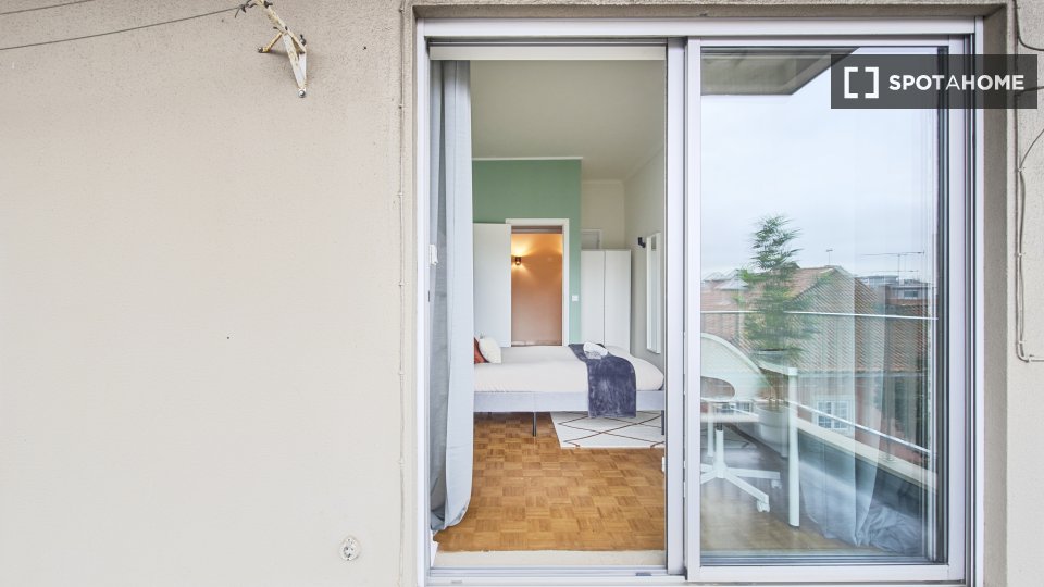 Double room Lisbon, 7 beds — photo 4