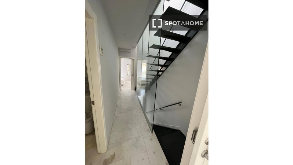 Apartment Alicante, 3 beds — photo 7