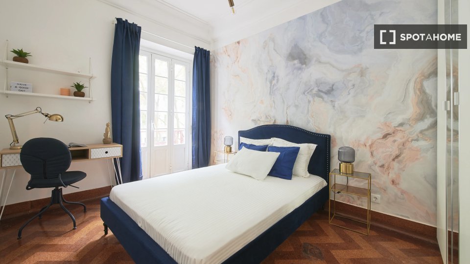 Double room Lisbon, 7 beds — photo 1