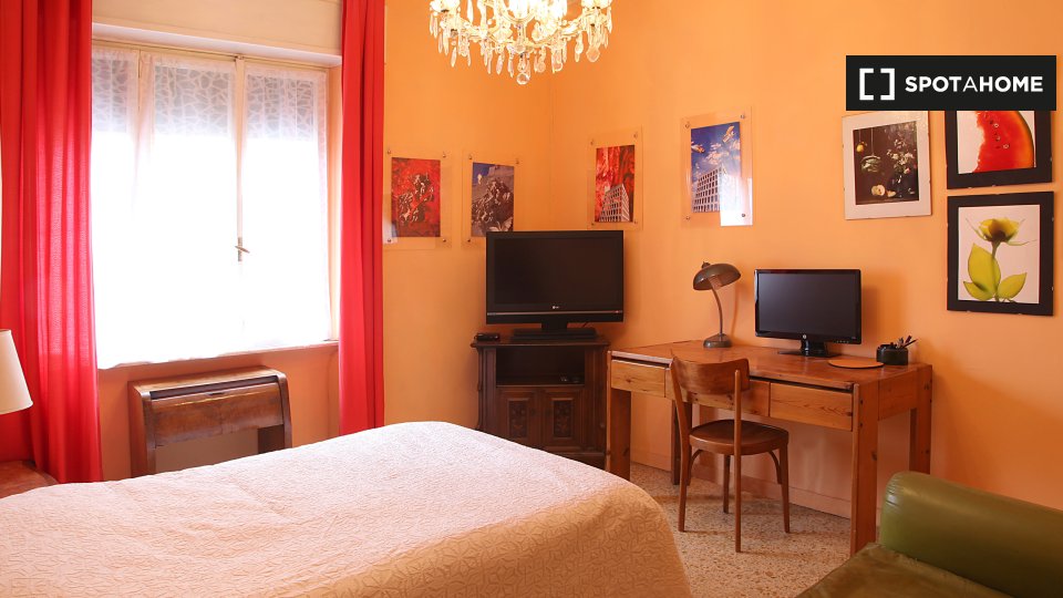 Double room Rome, 1 bed, 100m² — photo 1
