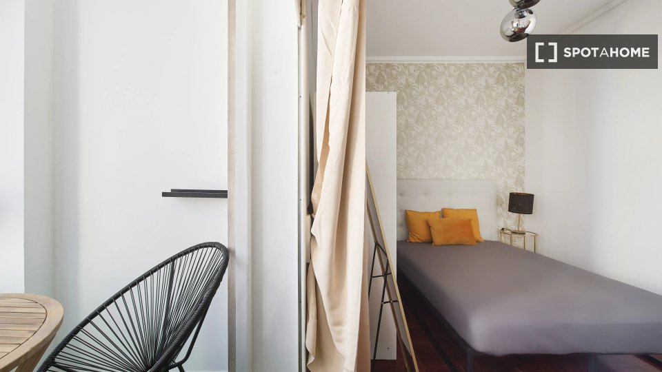 Double room Lisbon, 7 beds — photo 11