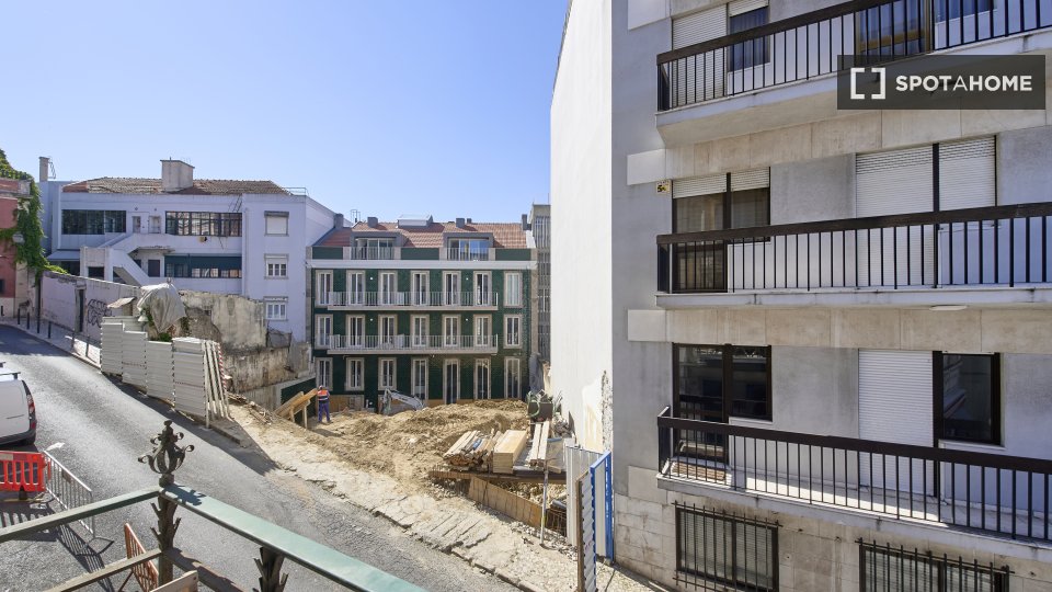 Double room Lisbon, 4 beds — photo 3