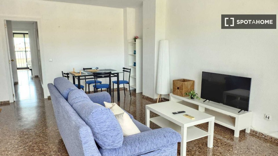 Appartamento con 2 camere da letto in affitto a El Grau, Valencia. - a Valencia