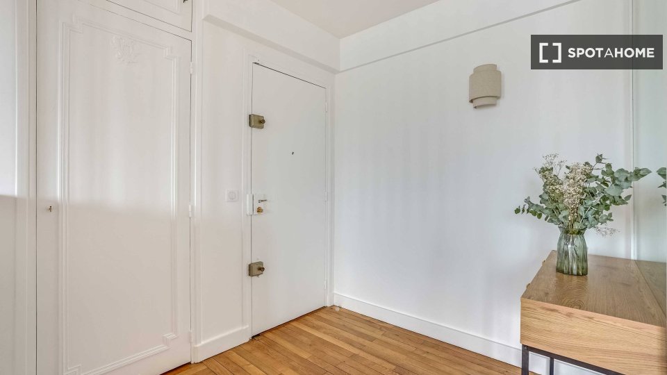 Apartamento París, 1 habitación, 55m² — foto 8