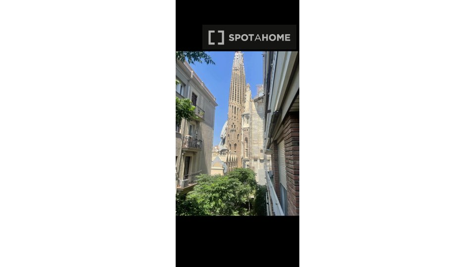 Double room Barcelona, 5 beds, 110m² — photo 4