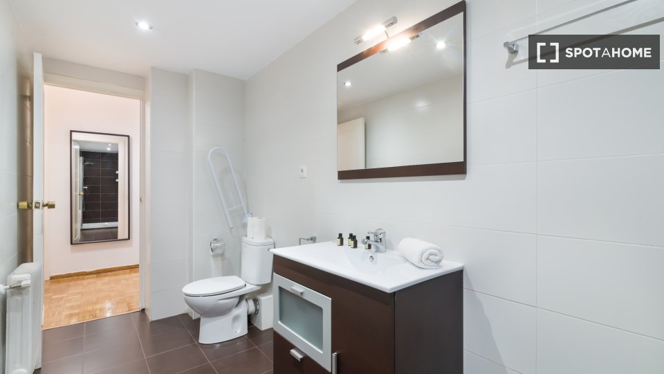 Apartment mono Madrid, 92m² — photo 5