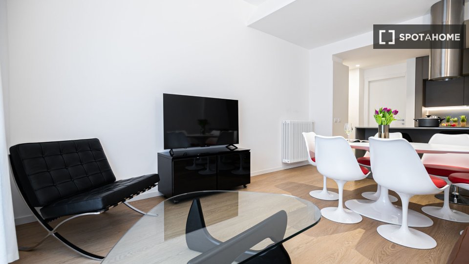 Apartment Milan, 2 beds, 80m² — photo 3