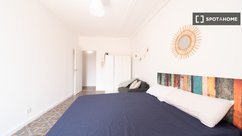 Double room Barcelona, 17 beds, 400m² — photo 12
