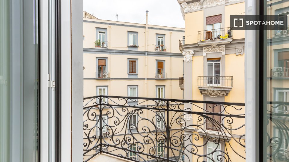 Apartment mono Naples — photo 6
