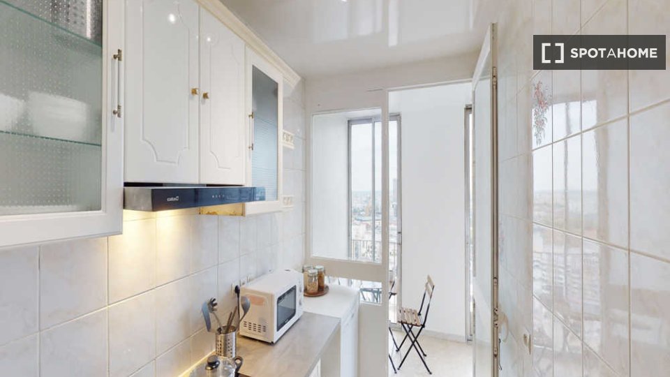 Double room Paris, 4 beds, 70m² — photo 9