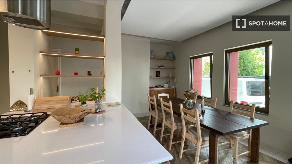 Double room Lisbon, 6 beds, 20m² — photo 10