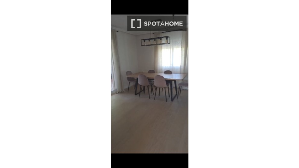 Apartment Valencia, 3 beds, 150m² — photo 3