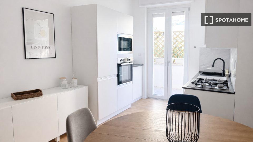 Apartment Rome, 2 beds, 85m² — photo 9