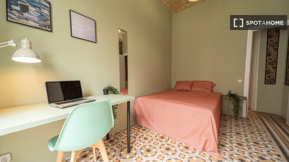 Double room Barcelona, 8 beds, 210m² — photo 7