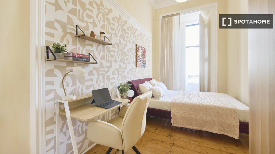 Double room Lisbon, 8 beds — photo 11