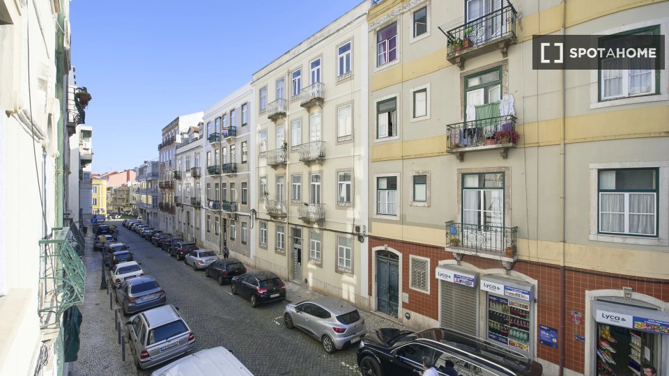 Double room Lisbon, 8 beds — photo 6