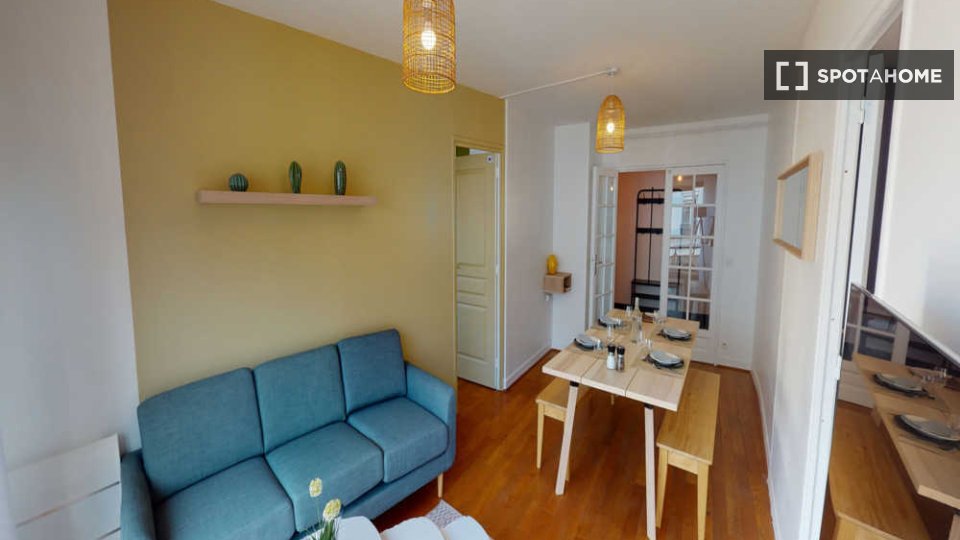 Double room Paris, 8 beds, 150m² — photo 10