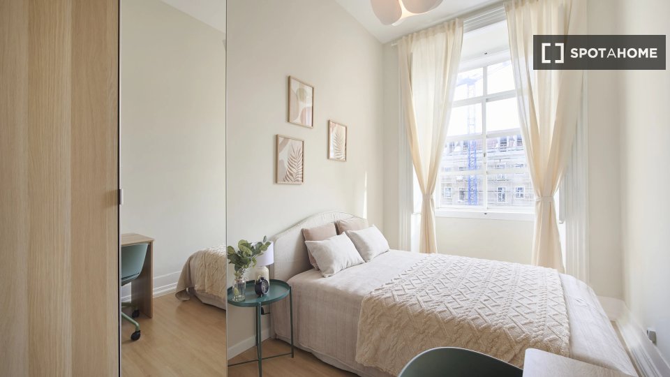 Double room Lisbon, 9 beds — photo 2