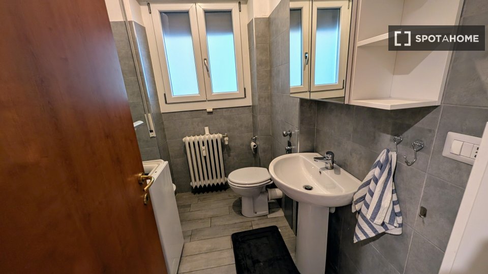 Double room Milan, 2 beds, 80m² — photo 5