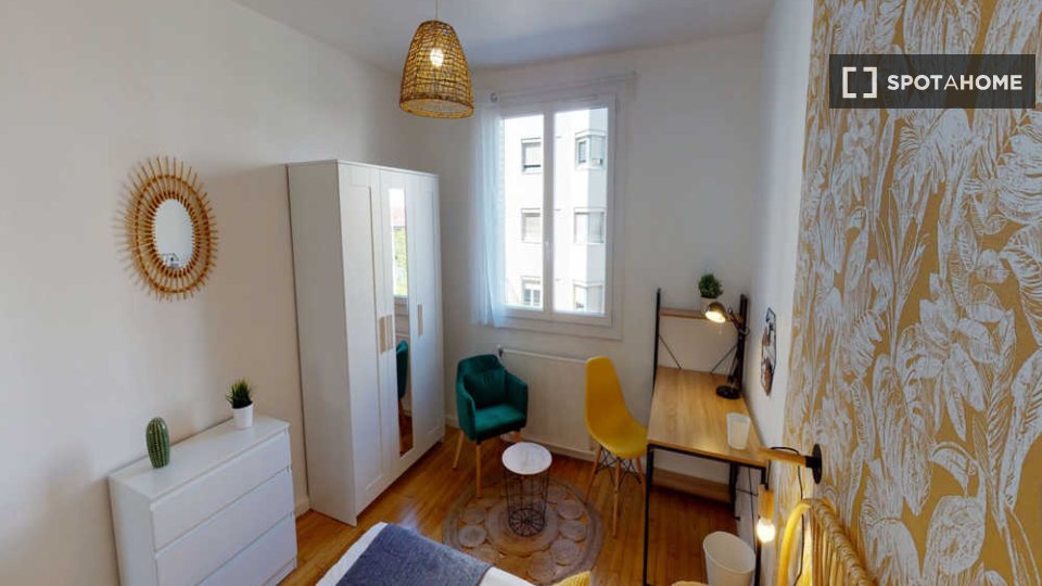 Camera doppia Lione, 4 camere, 70m² — foto 3