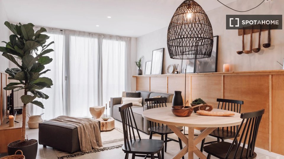 Apartment Barcelona, 2 beds, 76m² — photo 8