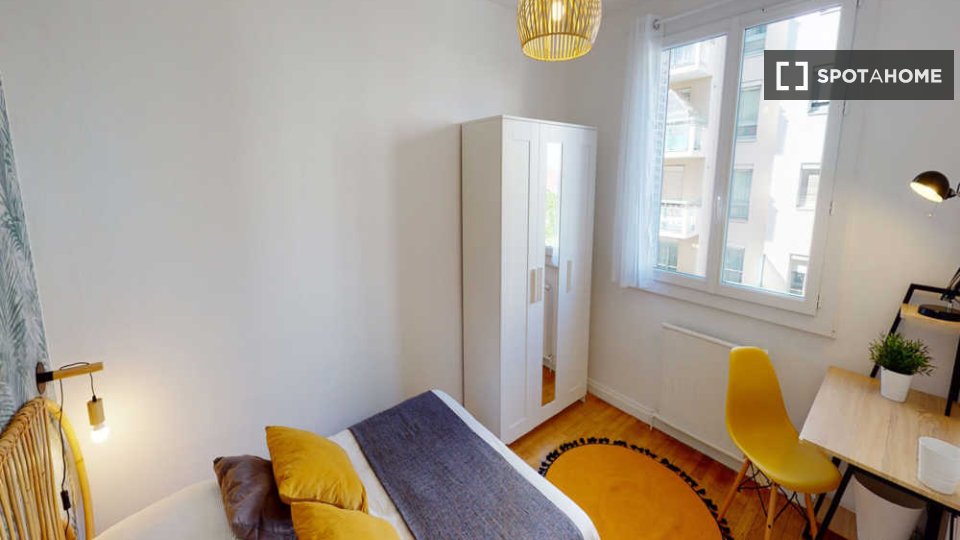 Camera doppia Lione, 4 camere, 70m² — foto 2