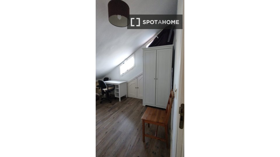 Double room Madrid, 15 beds — photo 32