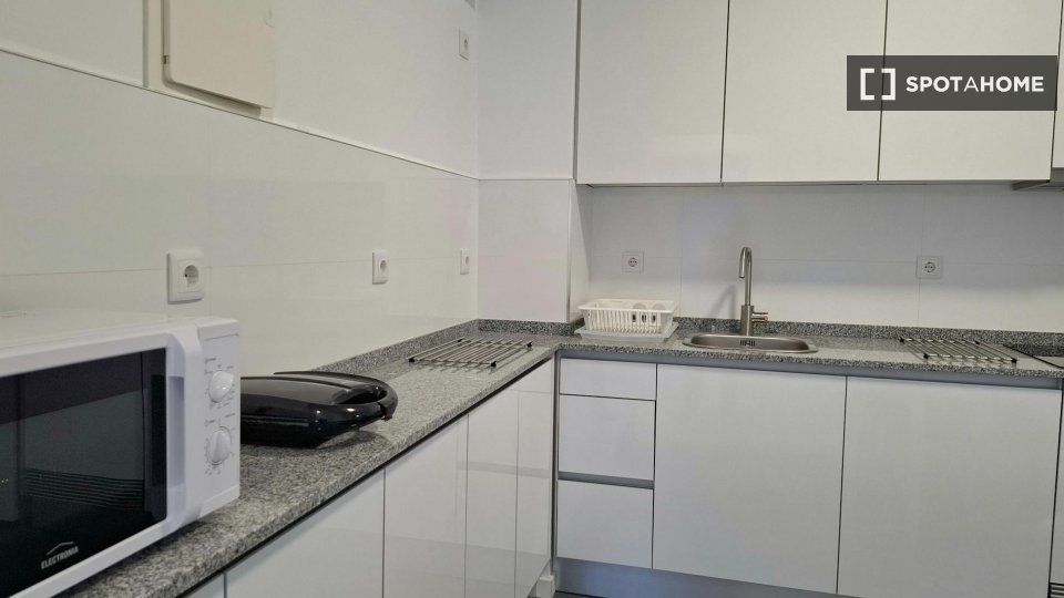 Double room Porto, 4 beds — photo 10