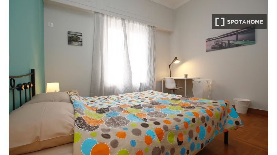 Double room Athens, 7 beds — photo 11