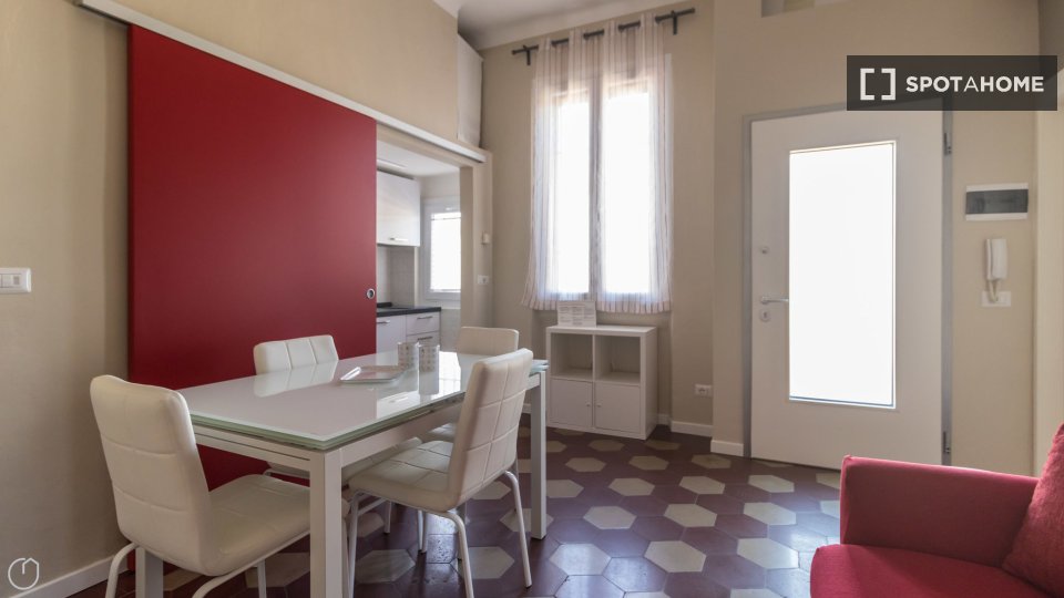 Apartment Milan, 1 bed, 49m² — photo 12