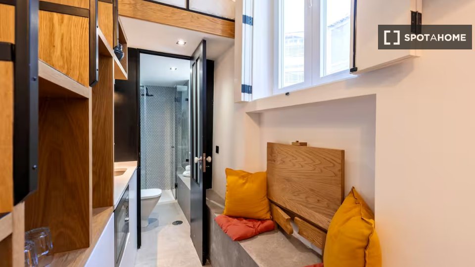 Apartment mono Lisbon — photo 12