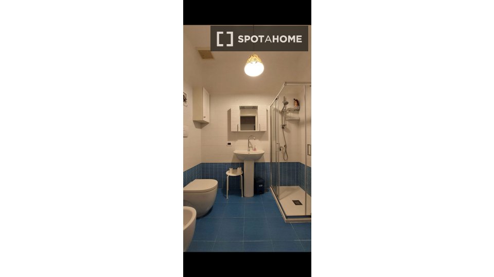 Double room Naples, 4 beds — photo 13
