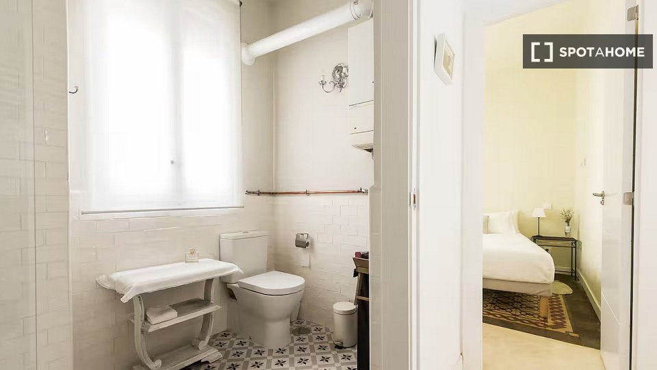 Apartment Madrid, 1 bed, 55m² — photo 23