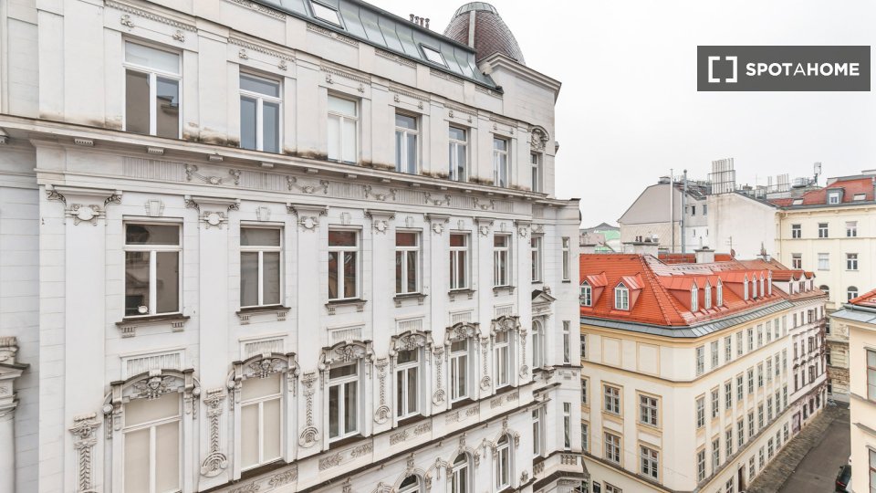 Apartment Vienna, 1 bed, 47m² — photo 3
