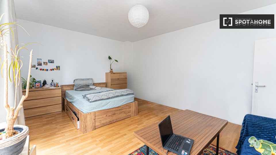 Apartment Berlin, 1 bed, 31m² — photo 2