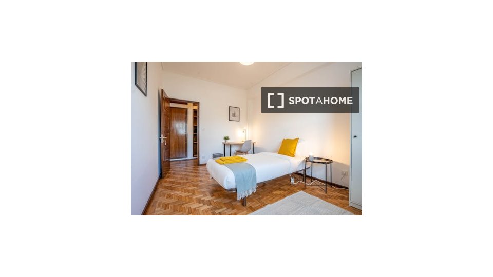 Double room Porto, 7 beds — photo 4