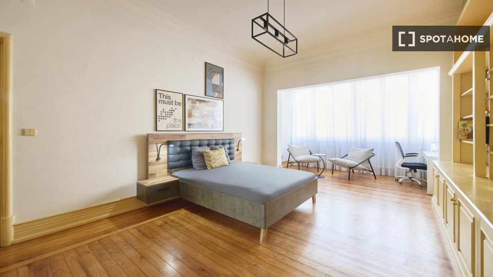 Double room Lisbon, 9 beds — photo 4