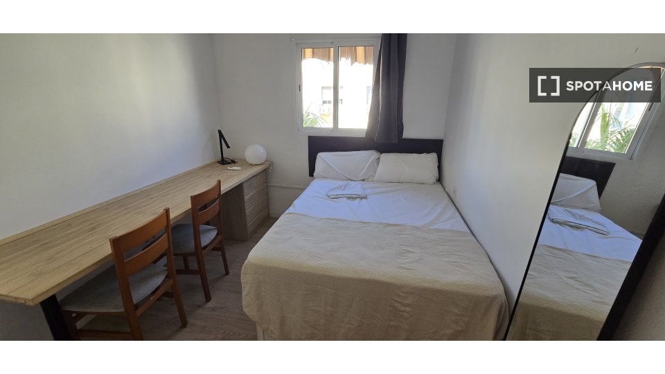 Chambre double Valence, 4 chambres, 65m² — photo 7