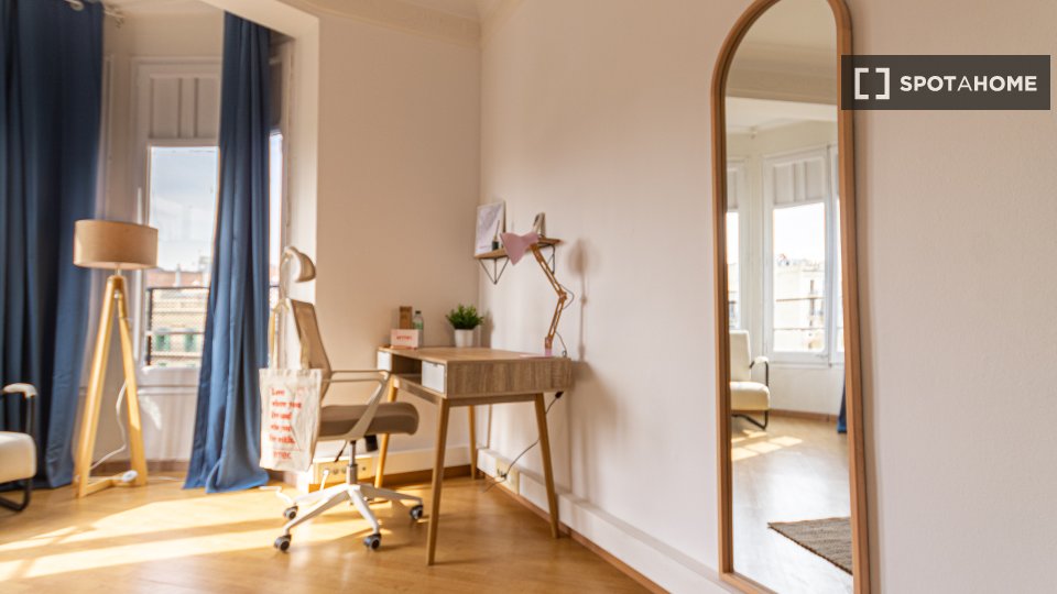 Double room Barcelona, 6 beds — photo 6