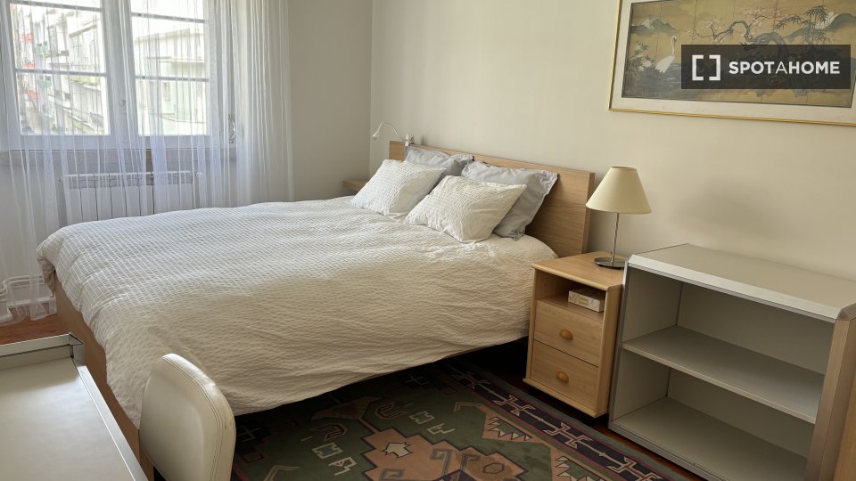 Apartment Lisbon, 1 bed, 77m² — photo 21