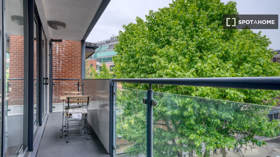 Apartment London, 2 beds, 75m² — photo 4