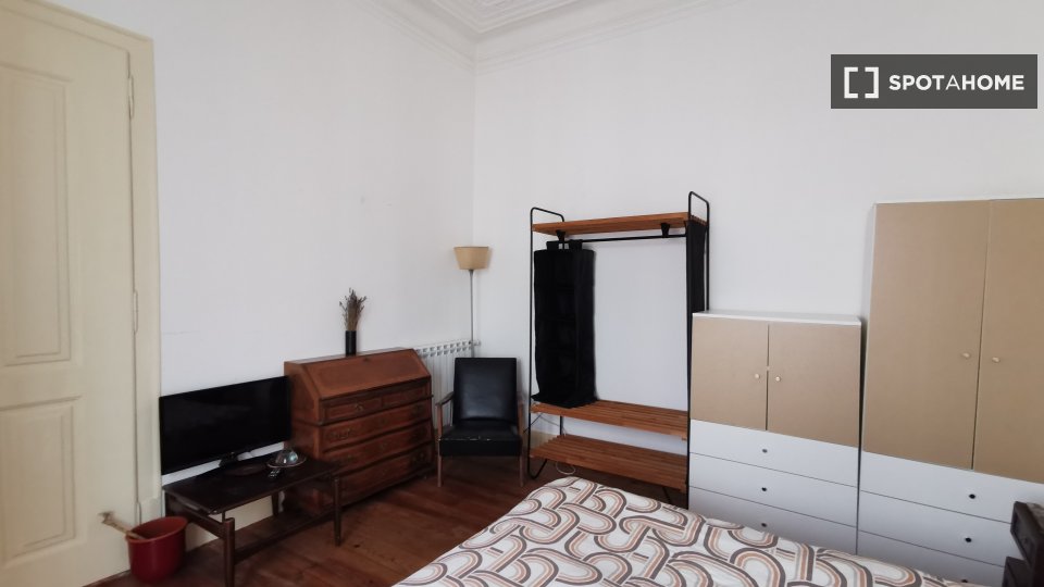 Double room Lisbon, 2 beds, 100m² — photo 3