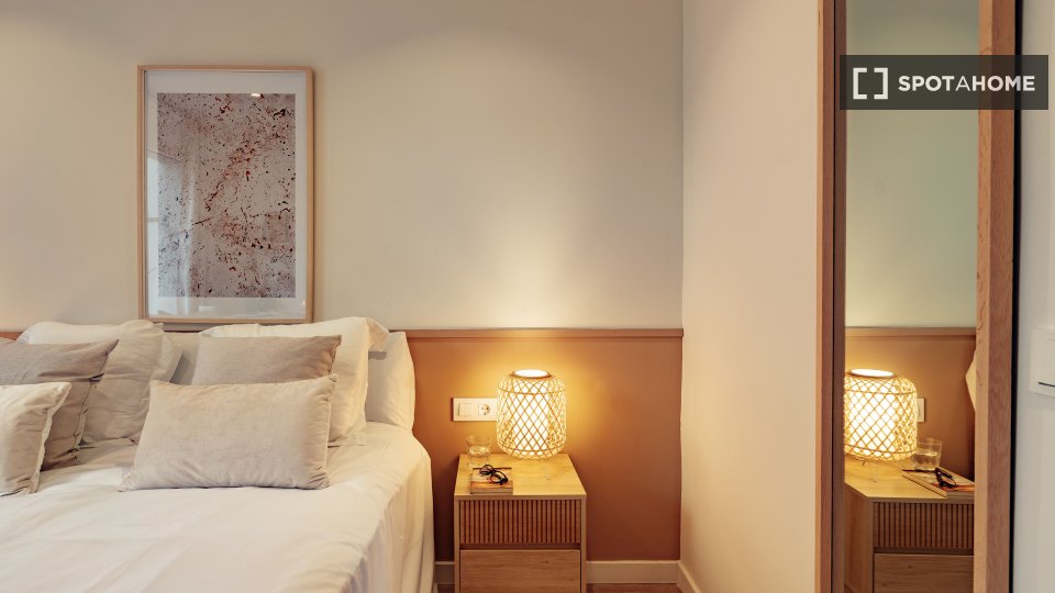 Apartment Barcelona, 2 beds, 65m² — photo 14